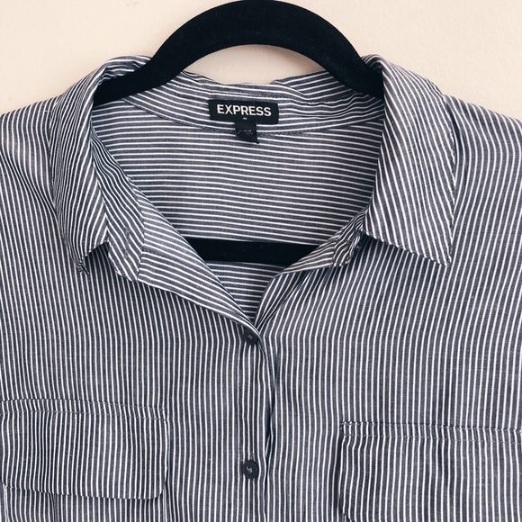 *NWOT* | EXPRESS | Gray Striped Button Up - Picture 4 of 5